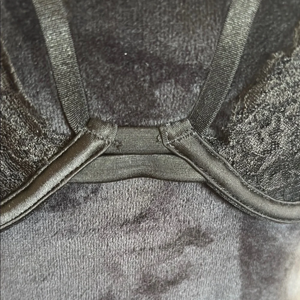 Victoria's Secret Black Lace + Fishnet Bra with Double Strap Detail in Size 36C - Picture 4 of 7